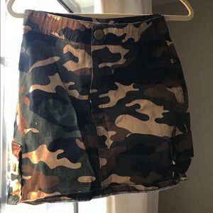 Army print skirt